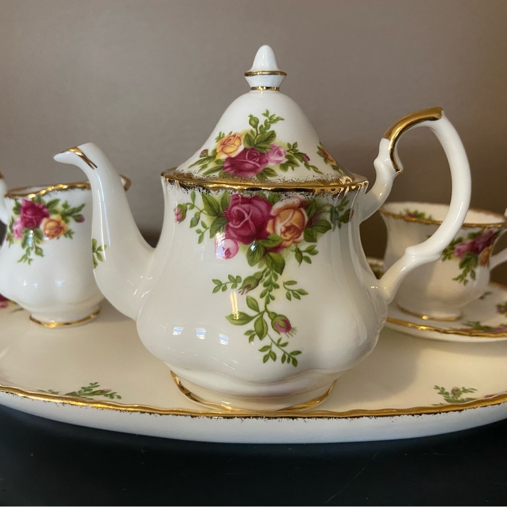 Vintage Royal Albert Old Country Roses Mini Tea Set Bone China Cottagecore - Picture 5 of 9